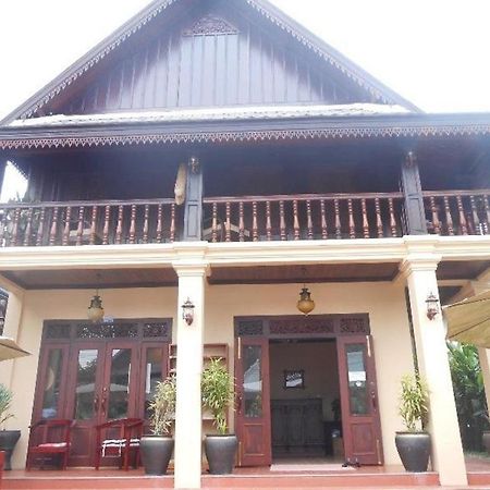 Villa Meuang Lao Луанґпхабанґ Екстер'єр фото