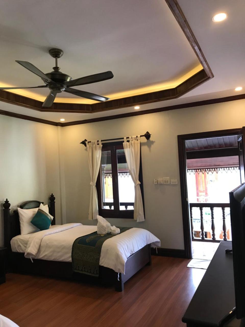 Villa Meuang Lao Луанґпхабанґ Екстер'єр фото