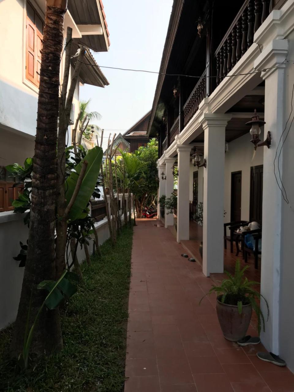 Villa Meuang Lao Луанґпхабанґ Екстер'єр фото